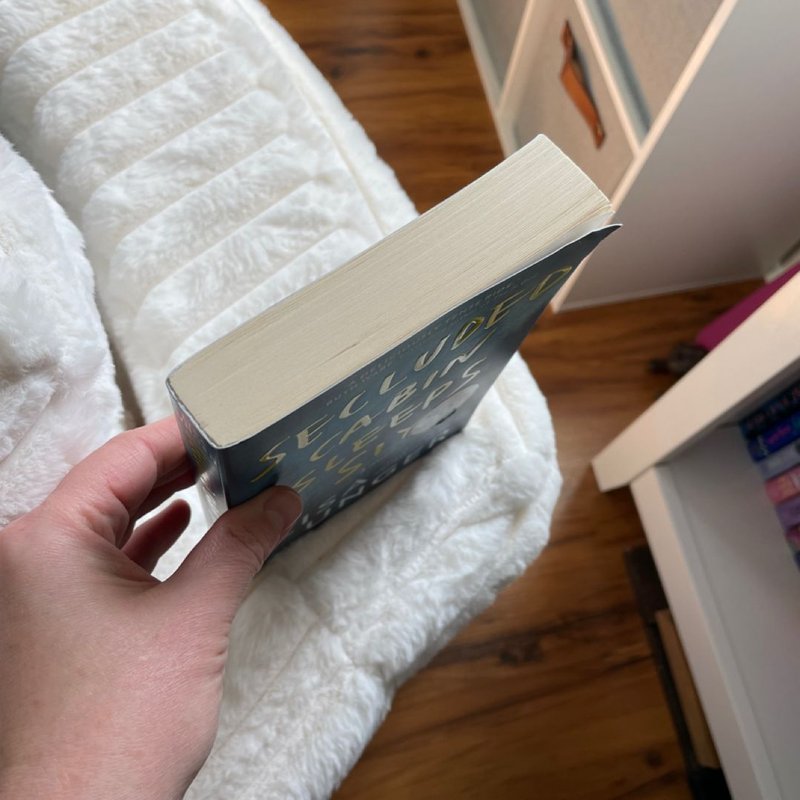 Secluded Cabin Sleeps Six