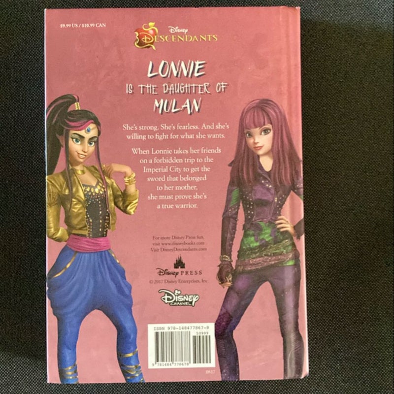 School of Secrets: Lonnie's Warrior Sword (Disney Descendants)