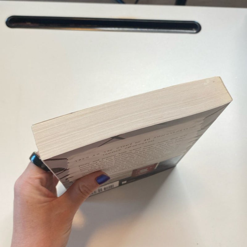 A Good Girl's Guide to Murder