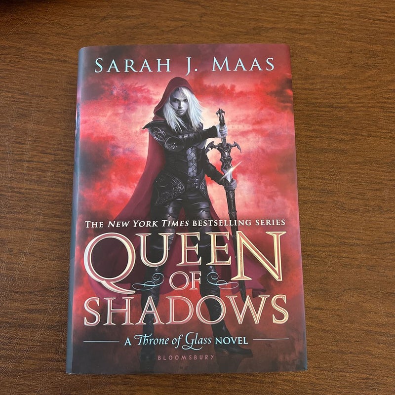 *New Out of Print Cover* Queen of Shadows