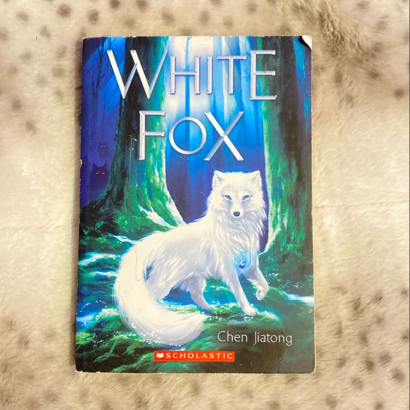 White Fox: Dilah and the Moon Stone