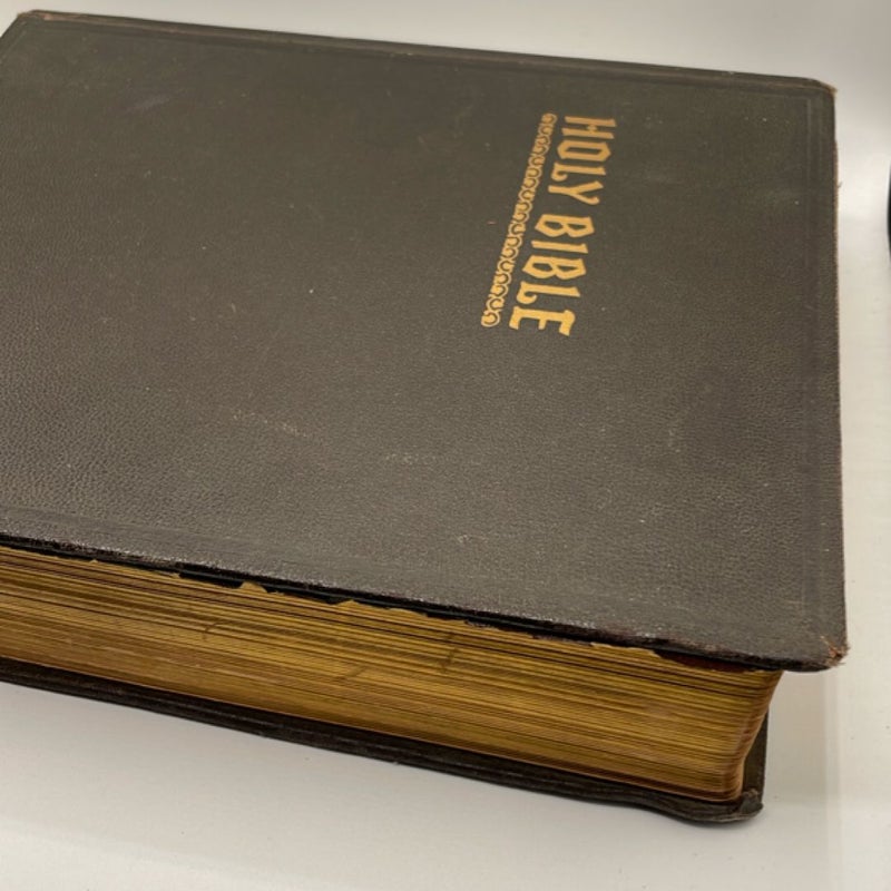 New Standard Reference Bible
