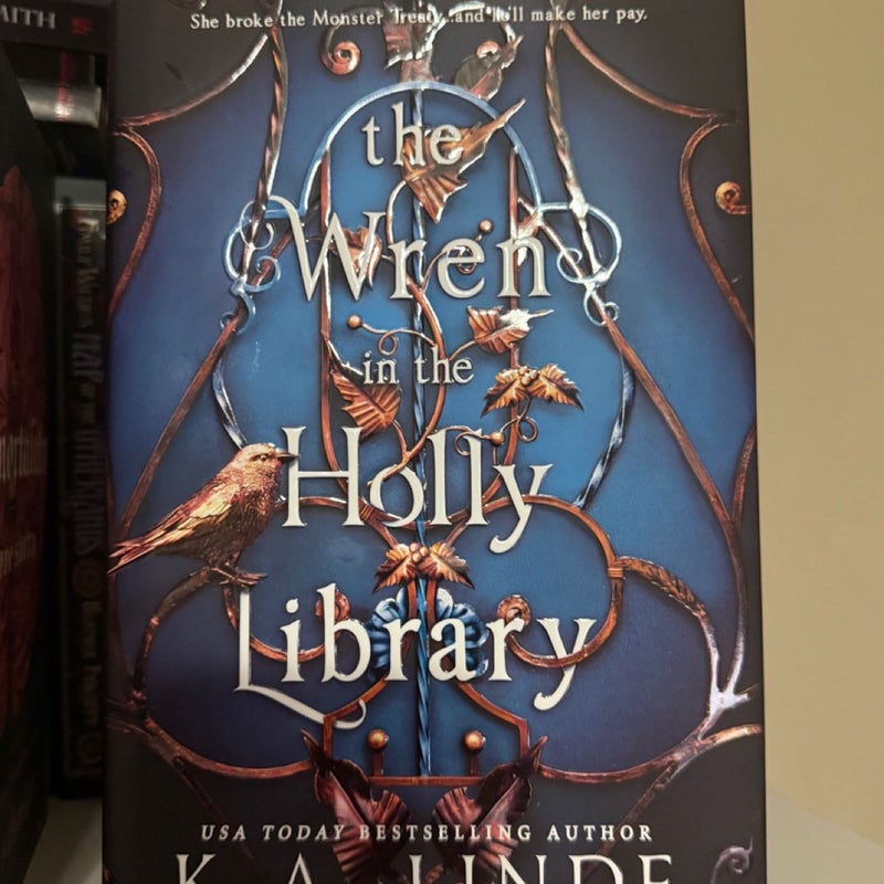 The Wren in the Holly Library (Deluxe Limited Edition)