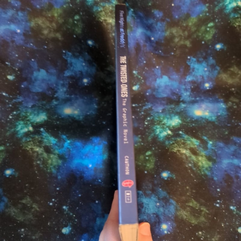 The Twisted Ones (Five Nights at Freddy's Graphic Novel #2)