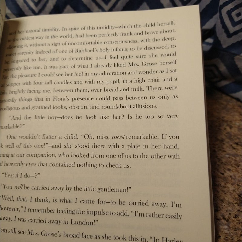 The Turn of the Screw (American Classics Edition)