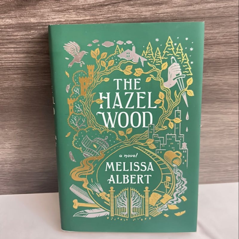 The hazel wood| signed copy 