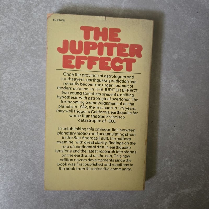 The Jupiter Effect 1970s vintage paperback 