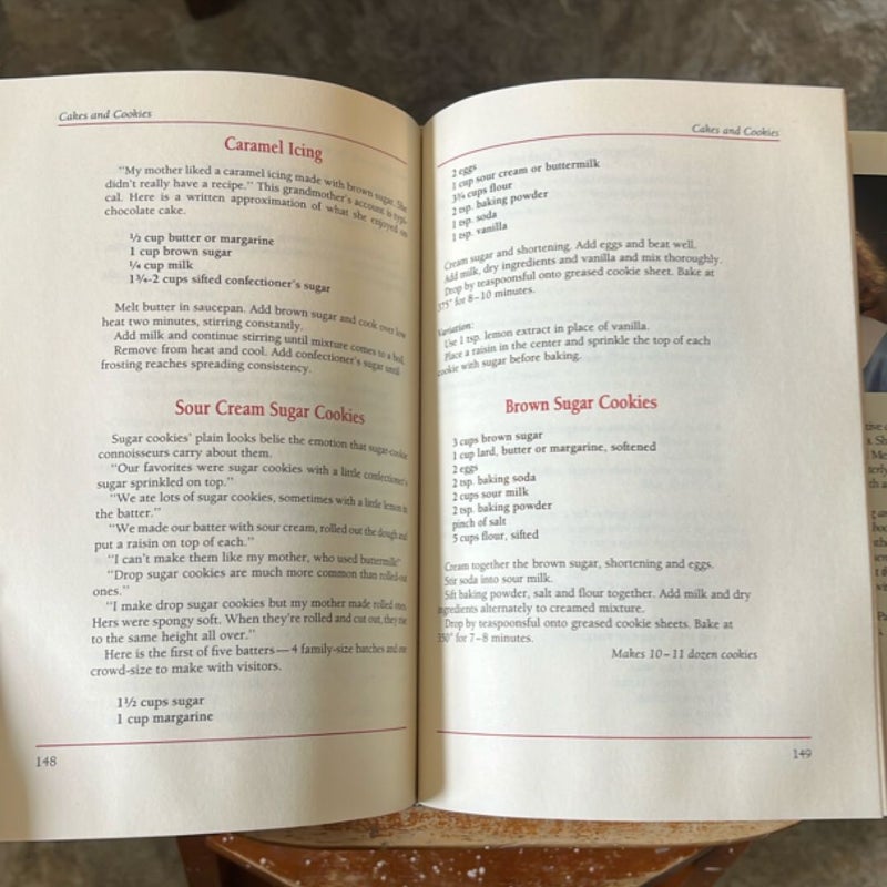 The Best of Amish Cooking