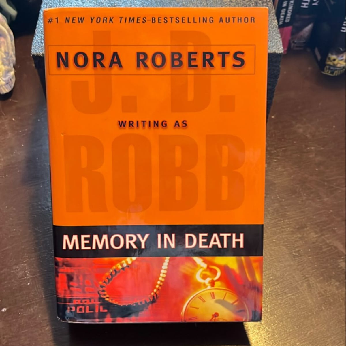 Memory in Death by JD Robb , Hardcover | Pangobooks