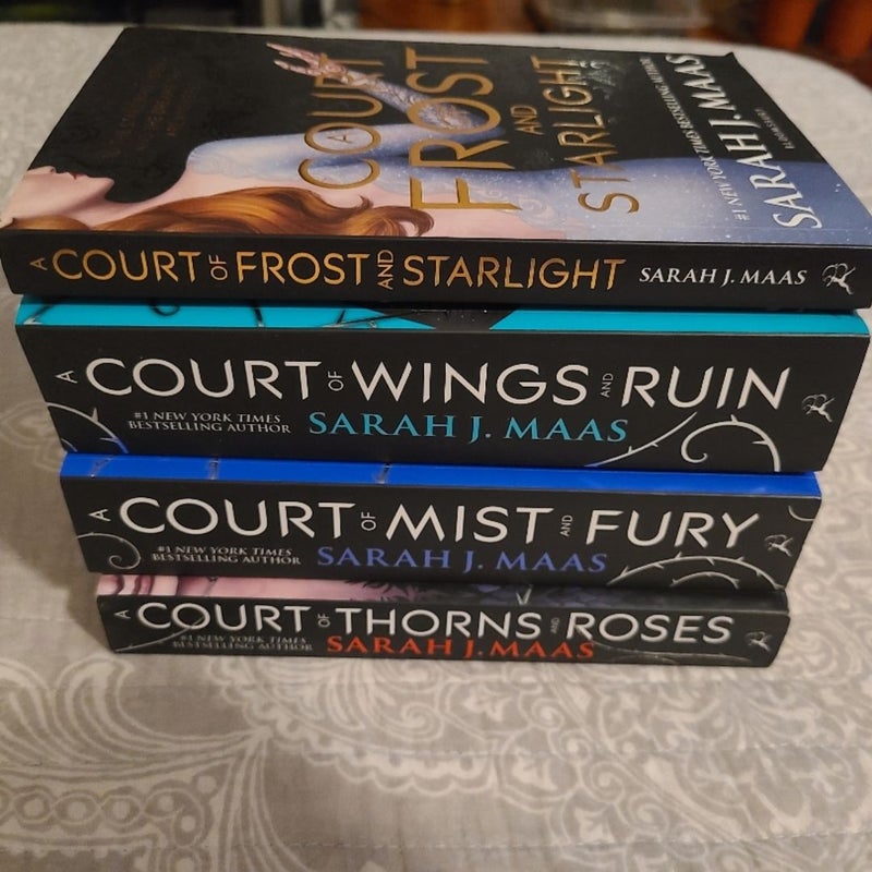 OOP UK A Court of Thornes and Roses Set 