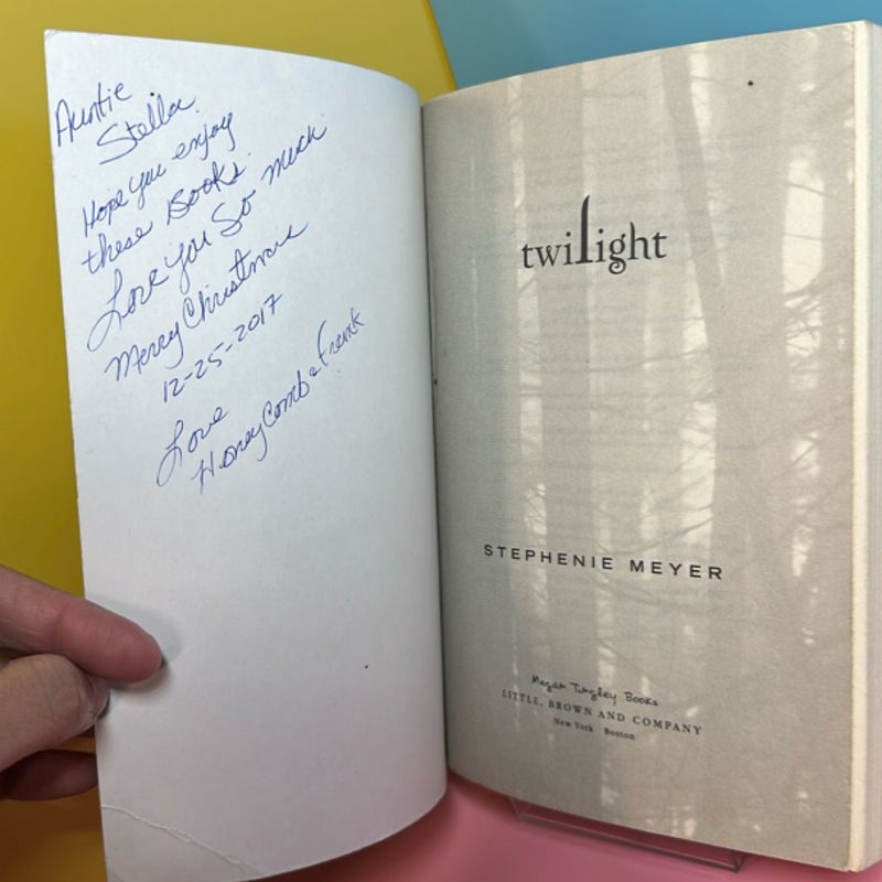Twilight - 1st Paperbck Edition