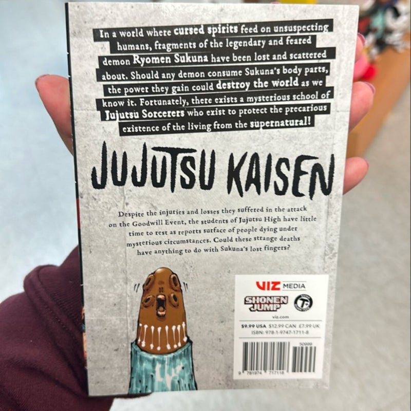 Jujutsu Kaisen, Vol. 7