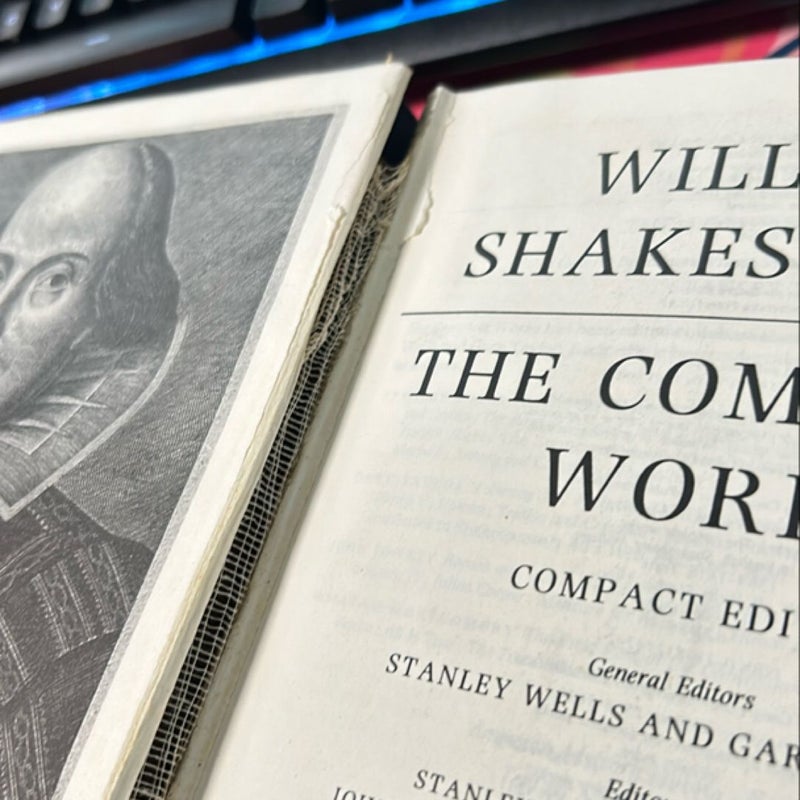 William Shakespeare: the Complete Works