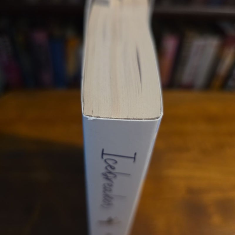 Icebreaker, Maple Hills Book 1