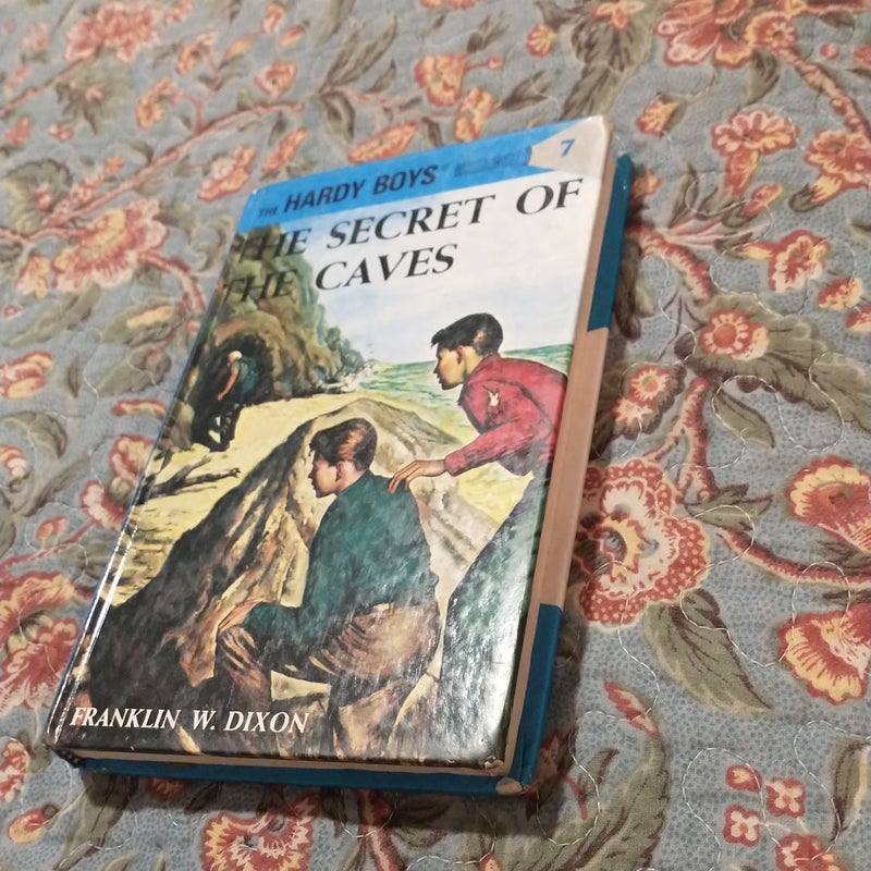 Hardy Boys 07: the Secret of the Caves