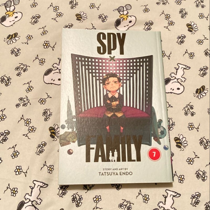 Spy X Family, Vol. 7