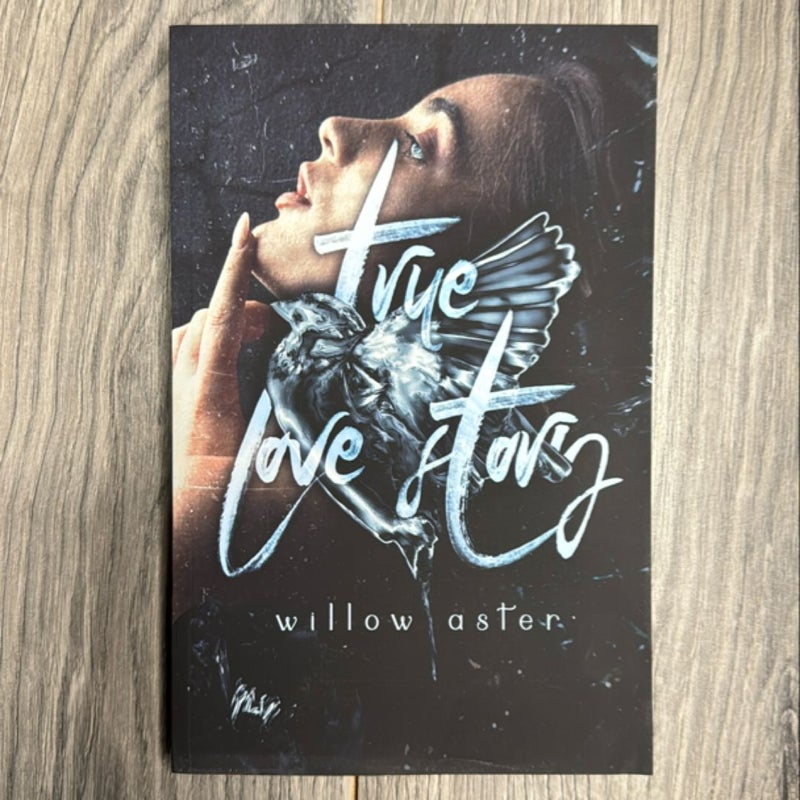 True Love Story (Blackout Romance)