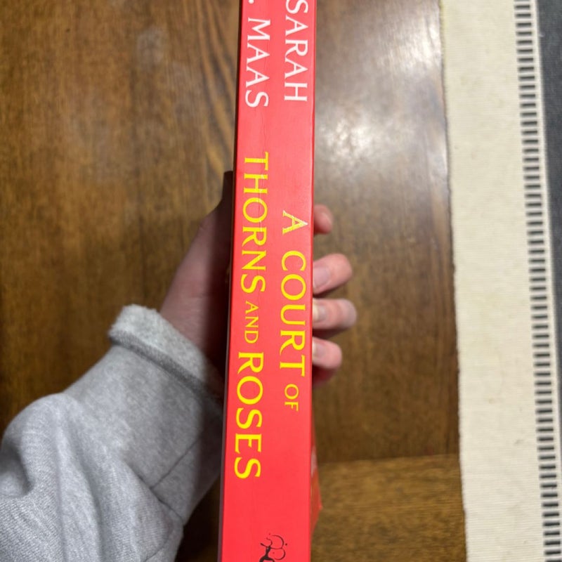 A Court of Thorns and Roses