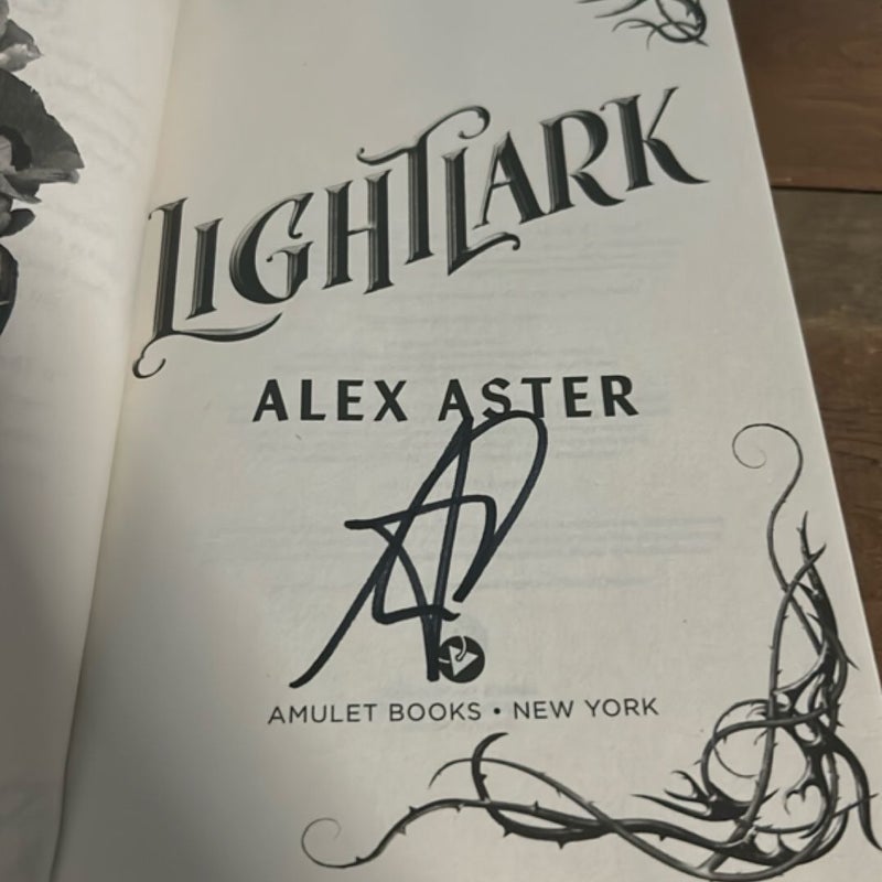 Lightlark (the Lightlark Saga Book 1) Signed by author!