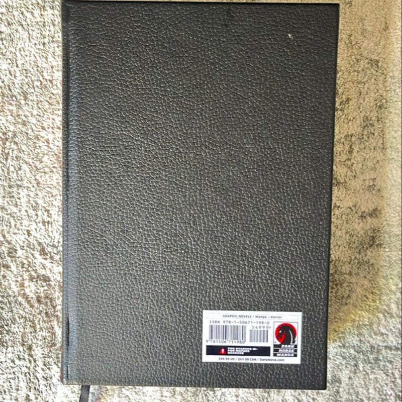 Berserk Deluxe Volume 1