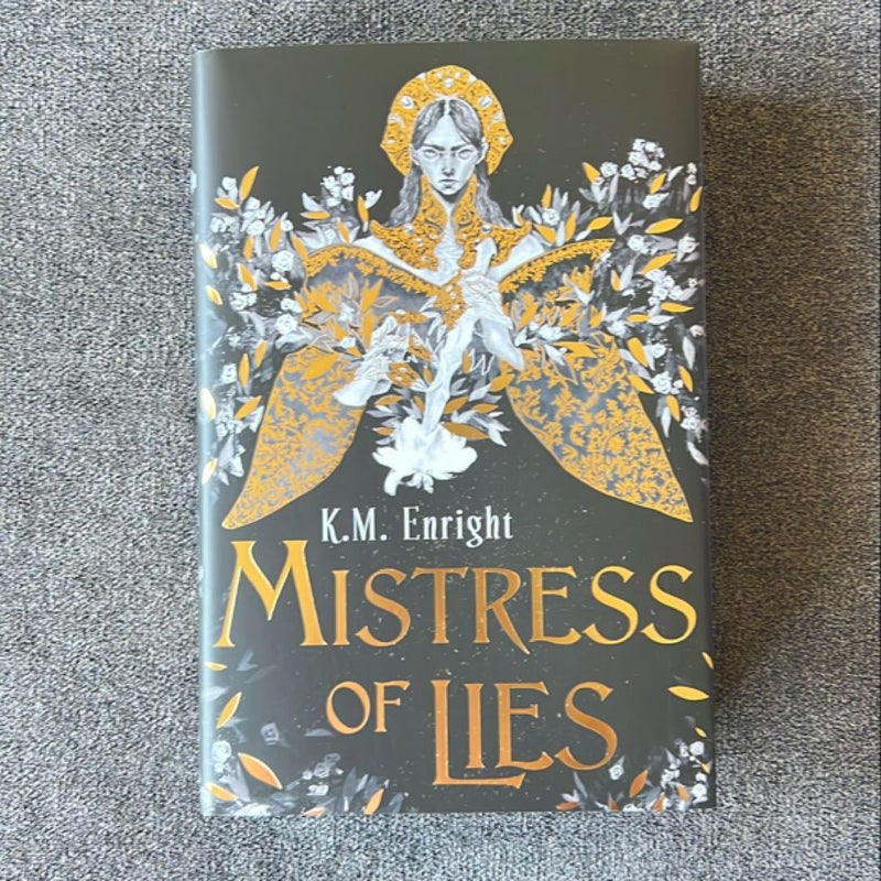 Mistress of Lies (Illumicrate Signed Edition) 