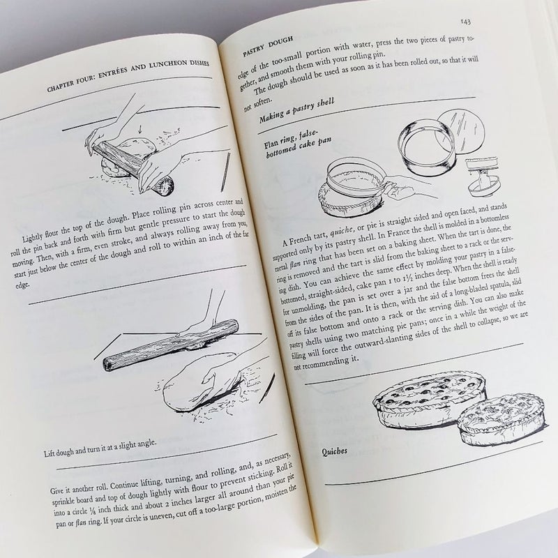 Mastering the Art of French Cooking Volume 1 ©1973