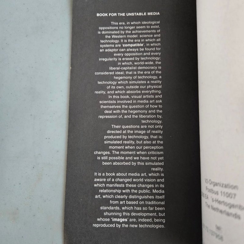 Boek Voor De Instabiele Media / Book For The Unstable Media - Stichting V2