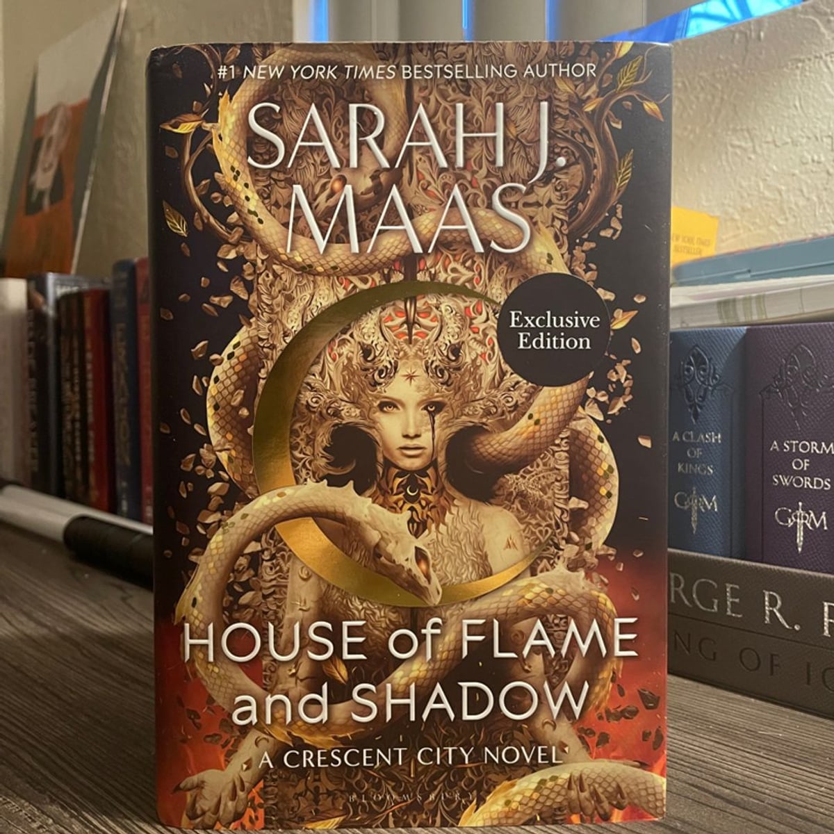 House of Flame and Shadow (Waterstones exclusive edition) by Sarah J ...