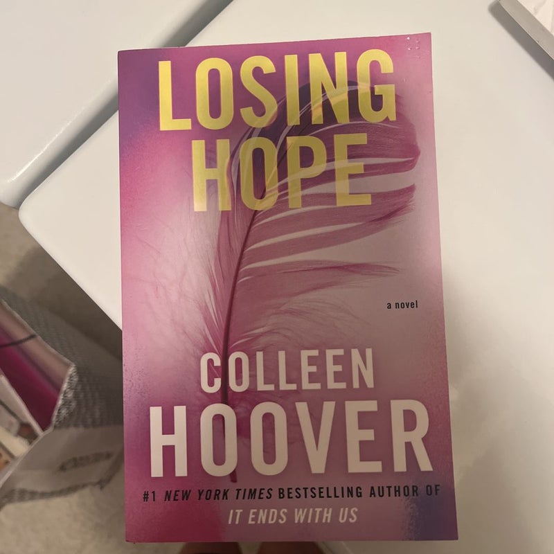 Losing Hope by Colleen Hoover, Paperback