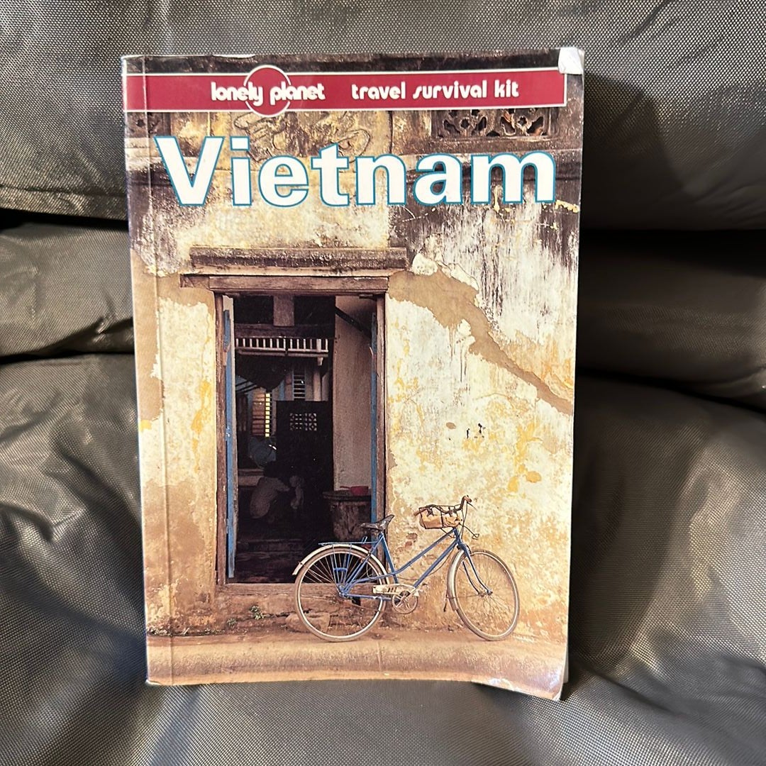 Lonely Planet Vietnam 15 by Iain Stewart; Damian Harper; Bradley Mayhew;  Nick Ray, Paperback