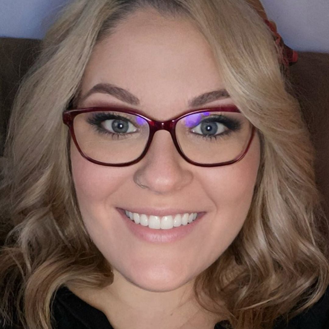 Amanda Davis-Martineau
