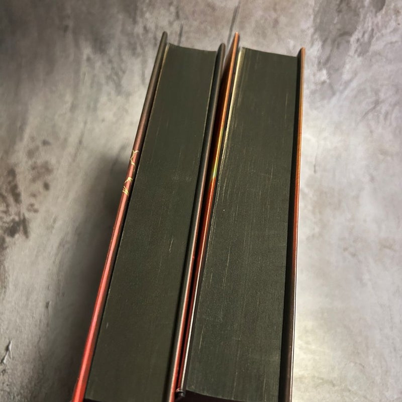 Fourth Wing & Iron Flame (with black edges)