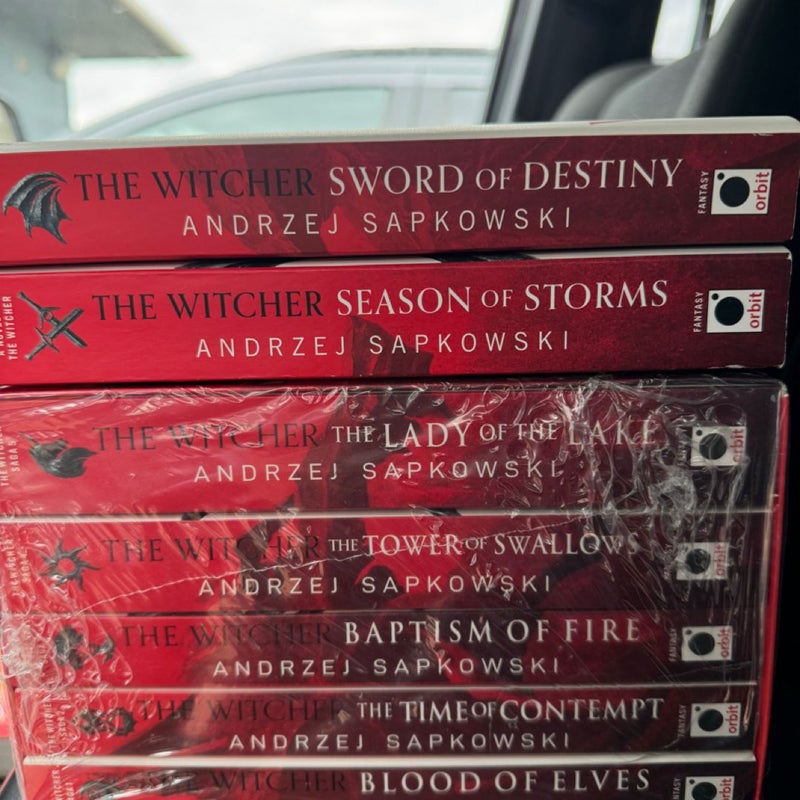 The Witcher Boxed Set: Blood of Elves, the Time of Contempt, Baptism of Fire, the Tower of Swallows, the Lady of the Lake