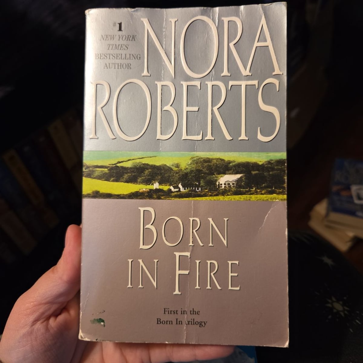 Born in Fire by Nora Roberts, Paperback | Pangobooks
