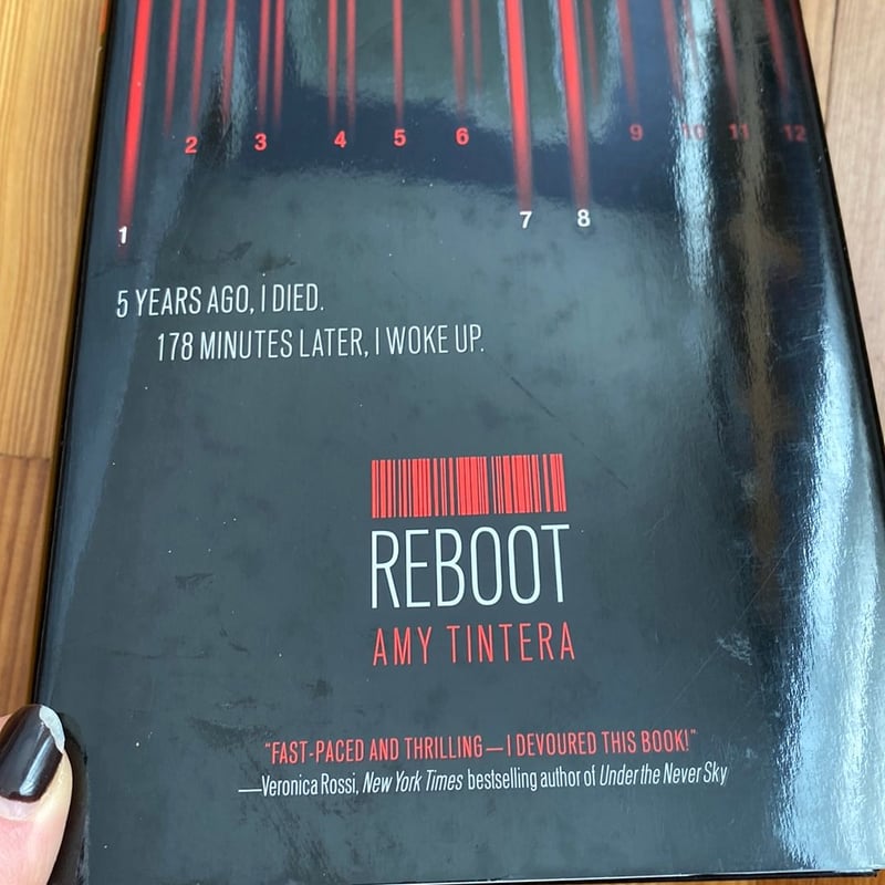 Reboot by Amy Tintera, Hardcover | Pangobooks