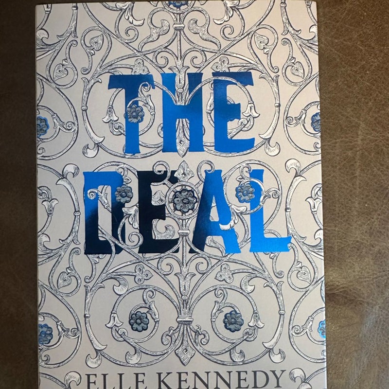 The deal off campus series special edition signed Elle Kennedy bookish box