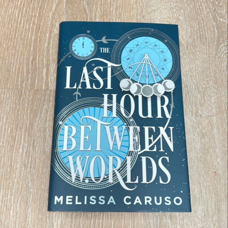 The Last Hour Between Worlds (Illumicrate exclusive special edition)