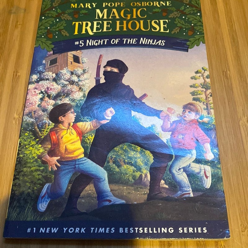 Night of the Ninjas (Magic Tree House) #5 by Mary Pope Osborne