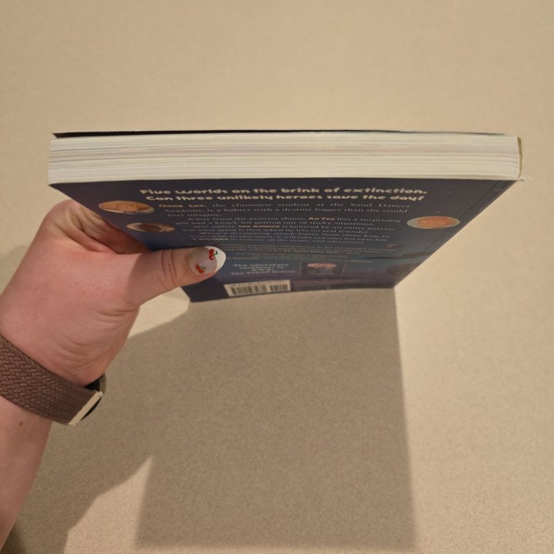 5 Worlds Book 1: the Sand Warrior