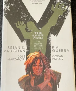Y: the Last Man: Deluxe Edition Book Two