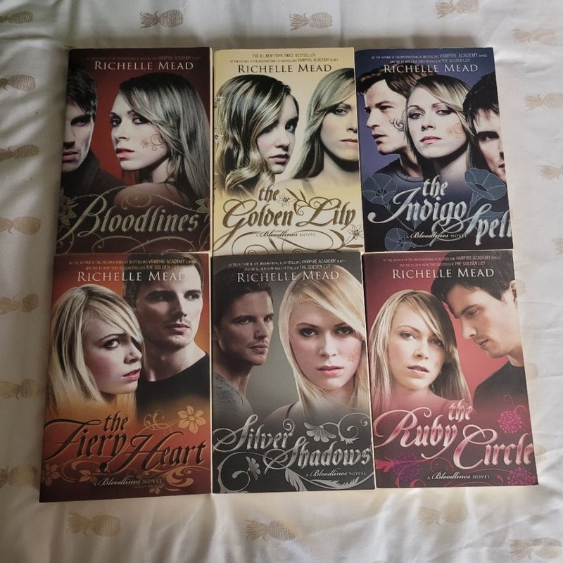 Complete Bloodlines Series by Richelle Mead (Paperback)