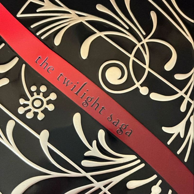 Twilight Saga Journals with Collectible Tin