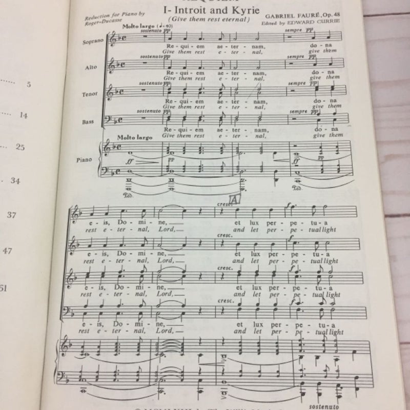 Vintage REQUIEM Gabriel Faure Choir Chorus Vocal music book Latin & English Text