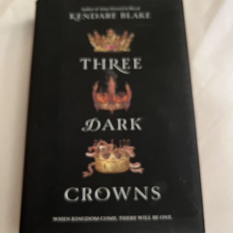 Three Dark Crowns