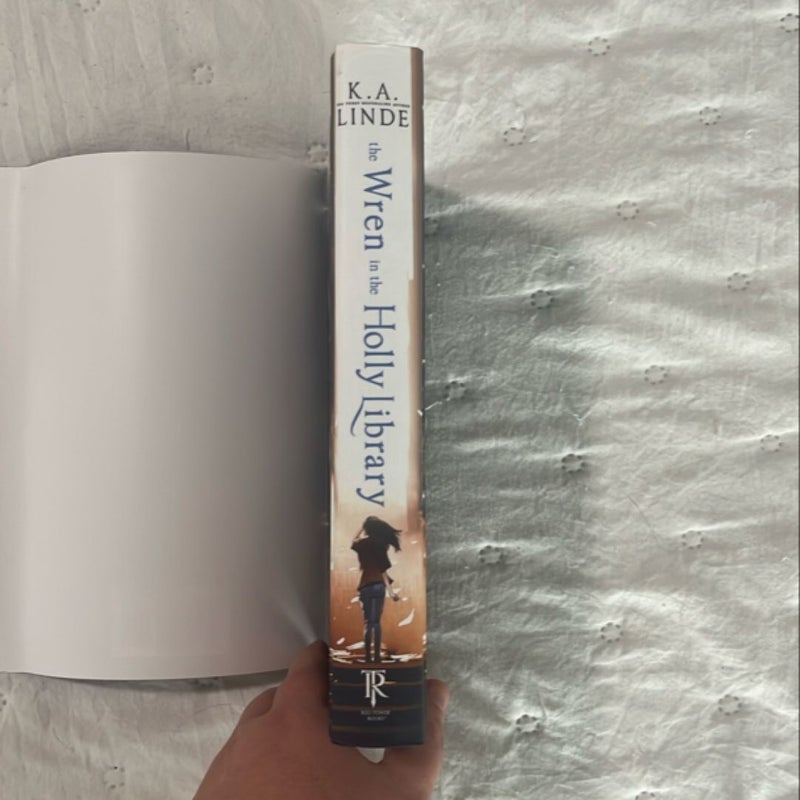 The Wren in the Holly Library (Deluxe Limited Edition)