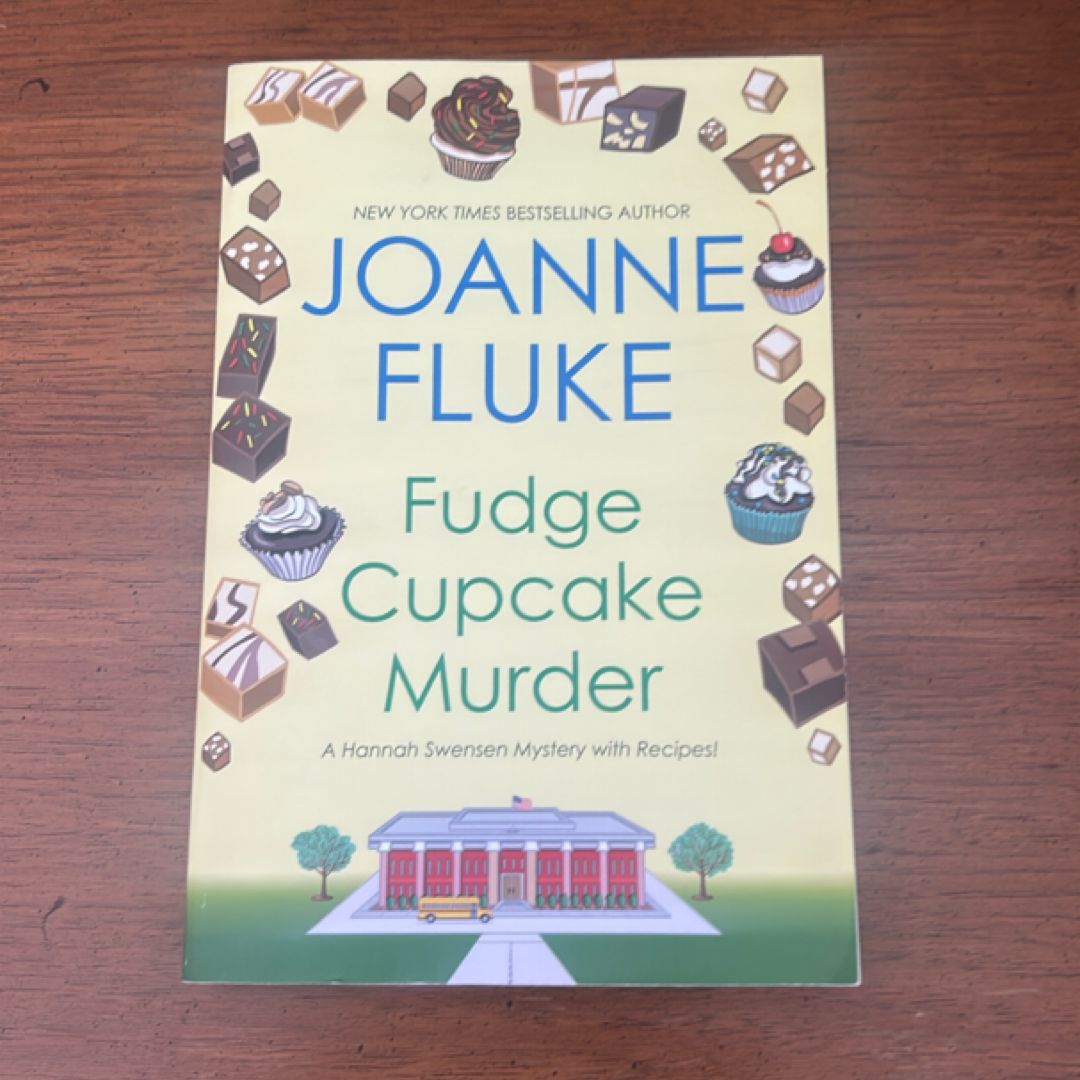 Fudge Cupcake Murder