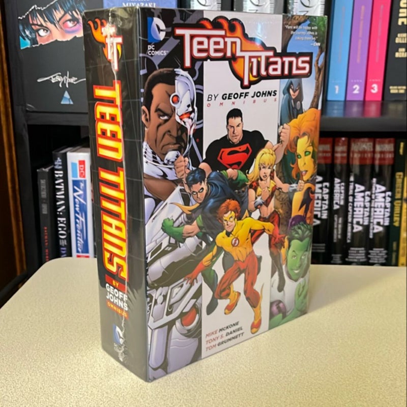 Teen Titans by Geoff Johns Omnibus