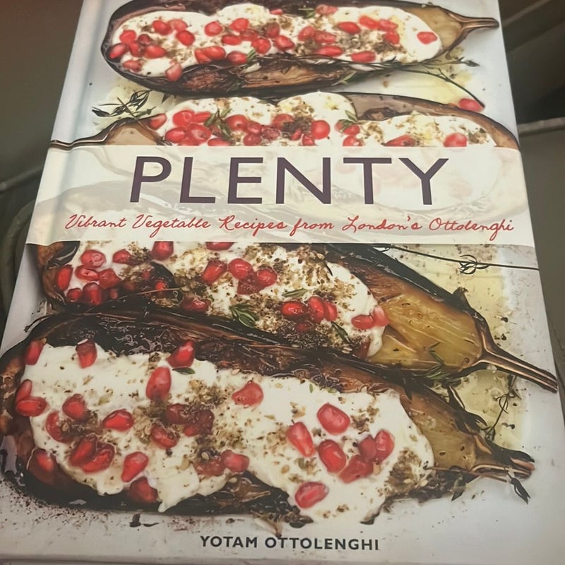 Plenty: Vibrant Vegetable Recipes from London's Ottolenghi (Vegetarian Cooking, Vegetable Cookbook, Vegetable Cooking)