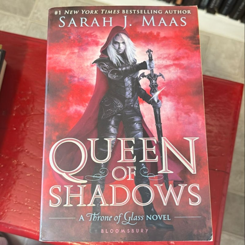 Throne Of Glass book set 