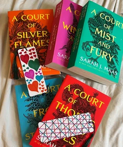 A Court of Thorns and Roses coloring book by Sarah J. Maas , Paperback